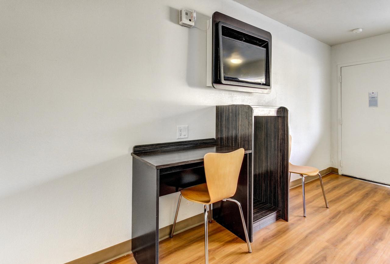 Motel 6 Waco - Lacy Lakeview Bellmead Dış mekan fotoğraf