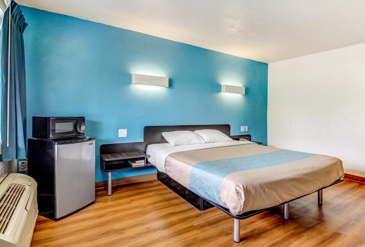 Motel 6 Waco - Lacy Lakeview Bellmead Dış mekan fotoğraf
